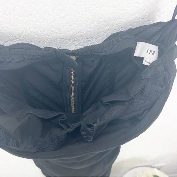 LPA Shirred Bustier Dress Black Strapless Midi Revolve XXS NWT - Picture 5 of 9